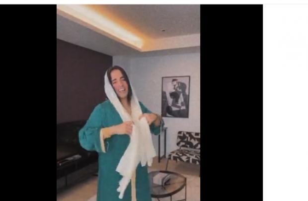 بدر خلف"لبست الحجاب عن اقتناع ومحدش ينشر صوري بدونه"|بالفيديو